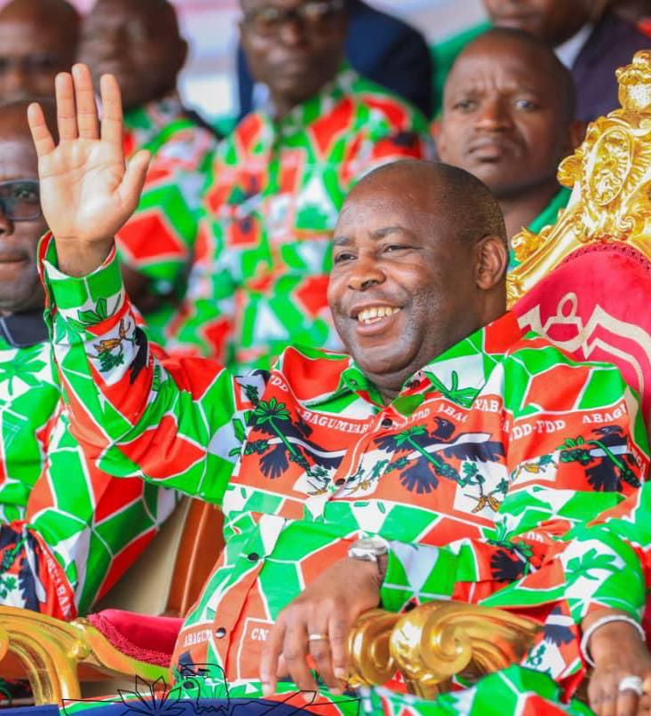 IMPANURO ZISHIKIRIJWE NA NYENICUBAHIRO UMUKURU W’IGIHUGU AKABA N’UMUKURU W’INAMA NKURU Y’INARARIBONYE MU MUGAMBWE CNDD-FDD